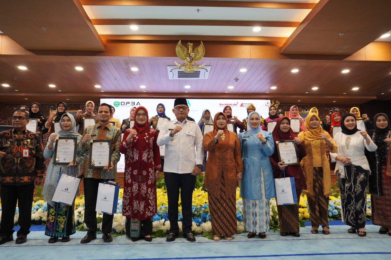 Award Gender Perangkat Daerah Tahun 2026 Dinas Perkebunan Prov. Kaltim Perangkat Daerah Terbaik II Dalam Implementasi PUG