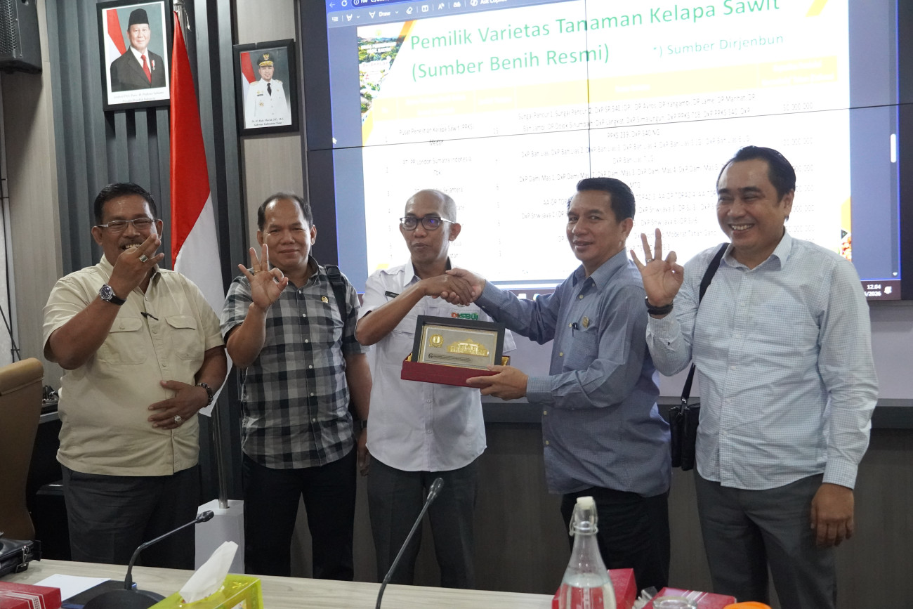 Audiensi DPRD Kutai Barat bersama Dinas Perkebunan Kaltim Bahas Akses Bantuan Pupuk, Bibit Sawit, dan Legalitas Lahan Petani