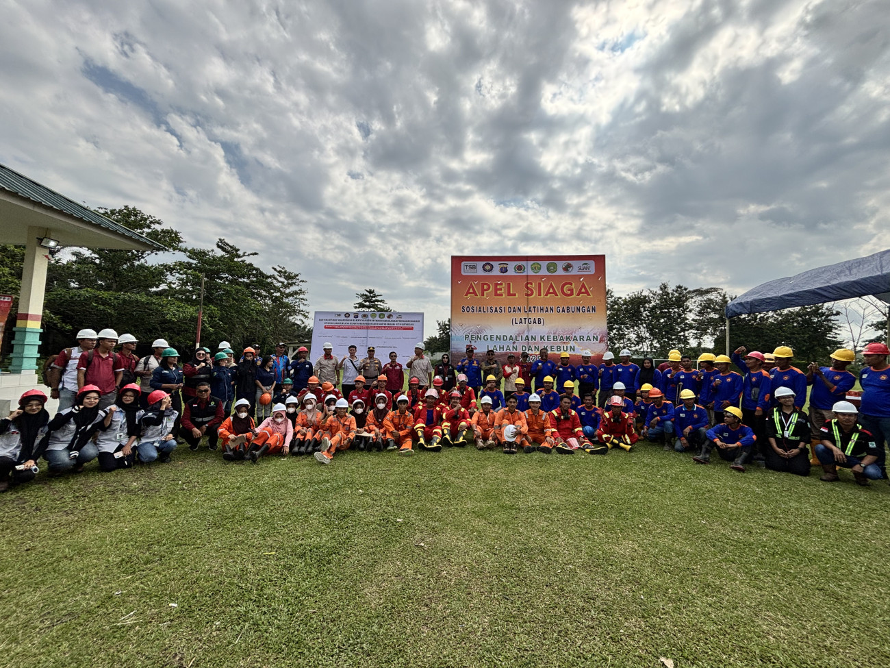 Disbun Kaltim Ikut Apel Siaga, Kukuhkan Komitmen Cegah Karlabun di Muara Badak