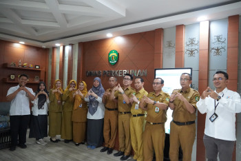 Sosialisasi Badan Pusat Statistik Provinsi Kalimantan Timur (Sensus Ekonomi 2026) kepada Dinas Perkebunan Provinsi Kalimantan Timur