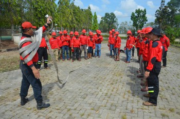 Pelatihan Pengendalian Kebakaran Lahan dan Kebun Tahun 2015